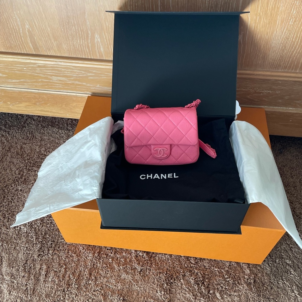 Chanel mini flap bag in pink